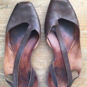 Cydwoq Sandals Size 36 1/2